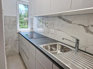Fridge, microwave, dishwasher, cookware/dishes/utensils - Apartment Eleganza - 1 by Interhome (Krk/Baška)