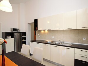 Fridge, microwave, dishwasher, cookware/dishes/utensils - Apartment Flora - 7 by Interhome (Krk/Baška)