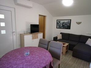 Living area - Apartment Green Garden / HR-11058-01 by Interhome (Poreč/Kaštelir)