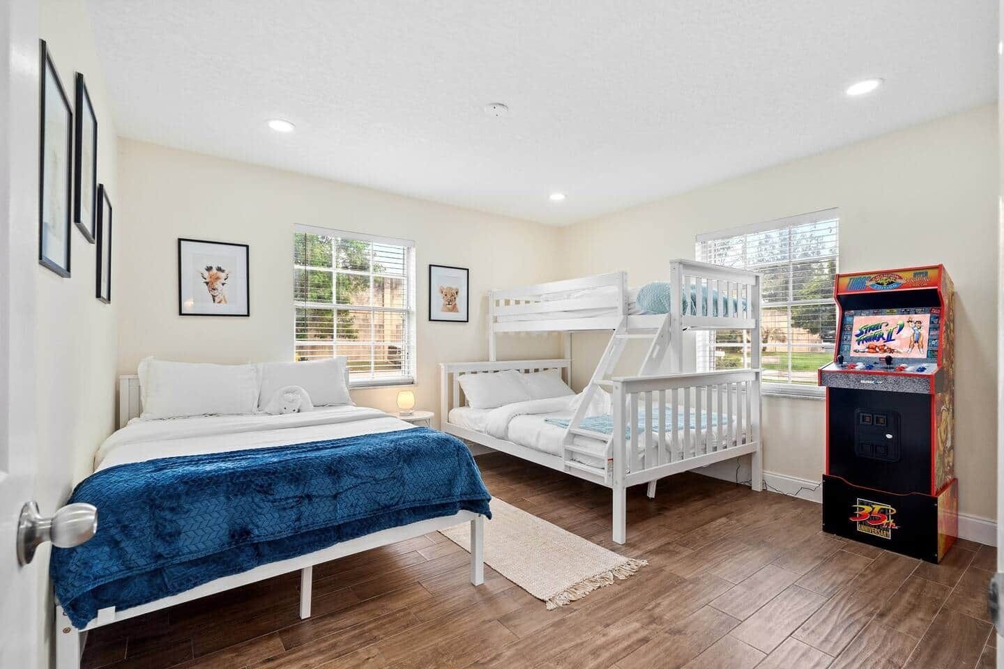 4 Schlafzimmer, Bügeleisen/Bügelbrett, kostenloses WLAN, Bettwäsche