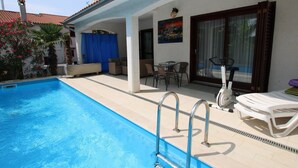 Pool - Villa Viktoria / HR-11041-01 by Interhome (Dracevac)