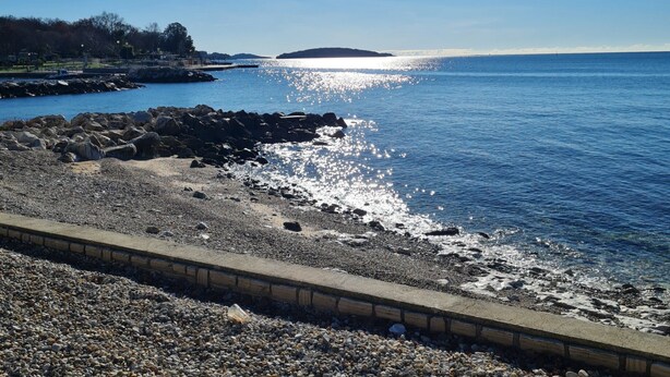 Oklassificerad bild, 1 av 17, knapp
