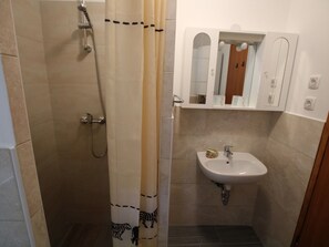 Bathroom - Studio Green Garden / HR-11058-02 by Interhome (Poreč/Kaštelir)
