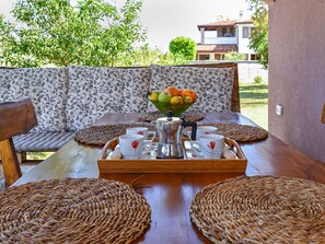 Outdoor dining - Apartment 2388 by Interhome (Pula/Vodnjan)