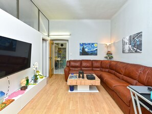 TV - Apartment 2396 by Interhome (Pula)