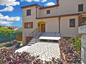 Exterior - Apartment 2394 by Interhome (Pula)