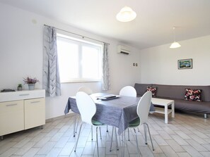 Dining - Apartment 2397 by Interhome (Fažana)