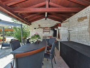 Outdoor dining - Apartment 2399 by Interhome (Pula/Rakalj)