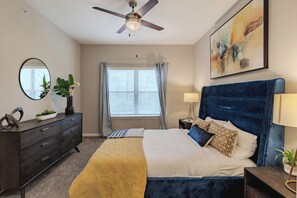 1 habitación, tabla de planchar con plancha, wifi y ropa de cama 