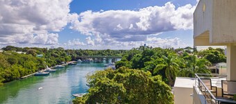 Stylish, Centric La Romana 3BR Apt, Stunning Views