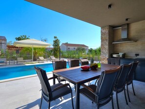 Outdoor dining - Villa Bavigo by Interhome (Pula/Manjadvorci)