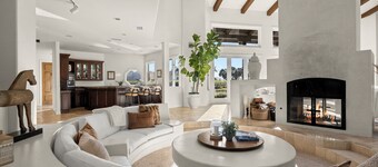 Exclusive Estate - tennis, pickle, pool, grill, firepit, vineyard views!!