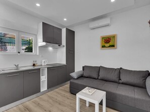 Living area - Wohnung Sunny Garden von Ana A2 by Interhome (Makarska)