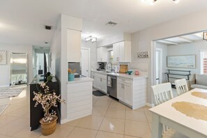 Fridge, microwave, oven, stovetop - Spacious Naples Retreat Near Vanderbilt Beach & Ritz,  2BR + Den, 1.5 Bath (Naples)
