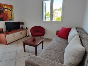 Living area - Villa Laguna 1 Ferienwohnung für 4 Personen by Interhome (Primošten)