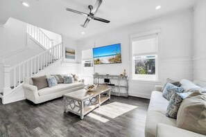 Smart TV - The Magnolia by Stay on 30a (Inlet Beach)