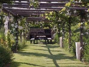 Outdoor dining - Ca de Frati Wohnheim-Lilla Wohnung by Interhome (Arezzo)