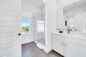 Shower, shampoo - The Azalea by Stay on 30a (Inlet Beach)