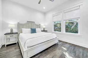 5 bedrooms, iron/ironing board, travel cot, free WiFi - The Willow by Stay on 30a (Inlet Beach)
