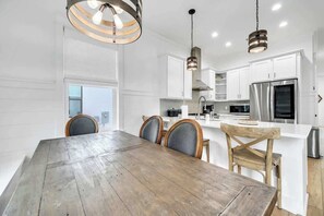 Dining - The Dahlia by Stay on 30a (Inlet Beach)