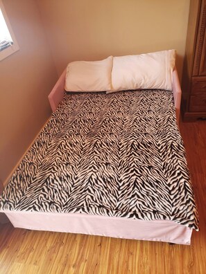 3 chambres, bureau, fer et planche à repasser, Wi-Fi gratuit