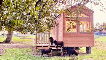 Enceinte de lâhĂ©bergement