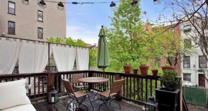 Spacious 5-bedroom townhome in fantastic New York City
