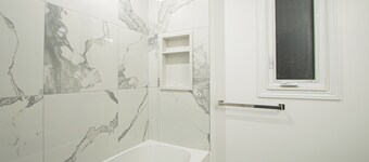 Executive 2-Bedroom Suite | Soundproof | Steps to Wortley Village & Vic Hospital