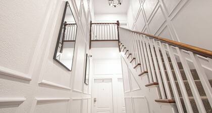 Executive 2-Bedroom Suite | Soundproof | Steps to Wortley Village & Vic Hospital