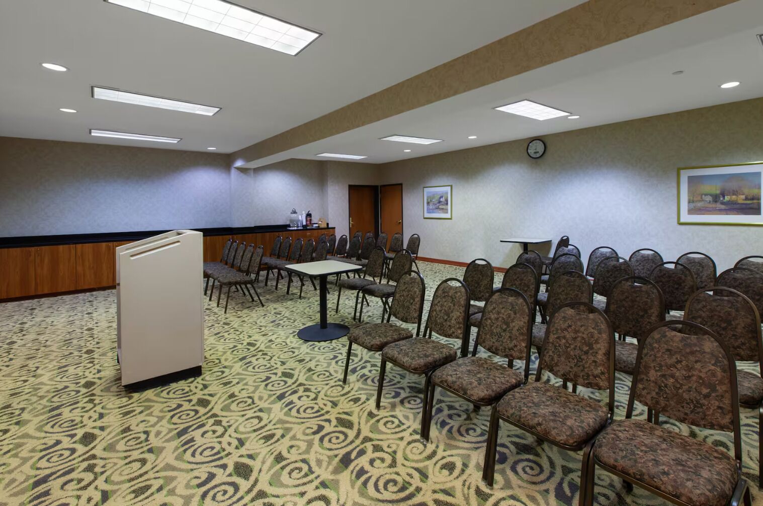 Chambre Classique Double ou avec lits jumeaux | Salle de réunion