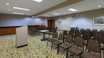 Chambre Classique Double ou avec lits jumeaux | Salle de réunion