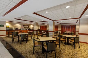 Dining - Hotel Willowbrook (Houston)