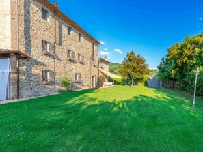 Property grounds - Il Fienile Holiday Home by Interhome (Castelfalfi)