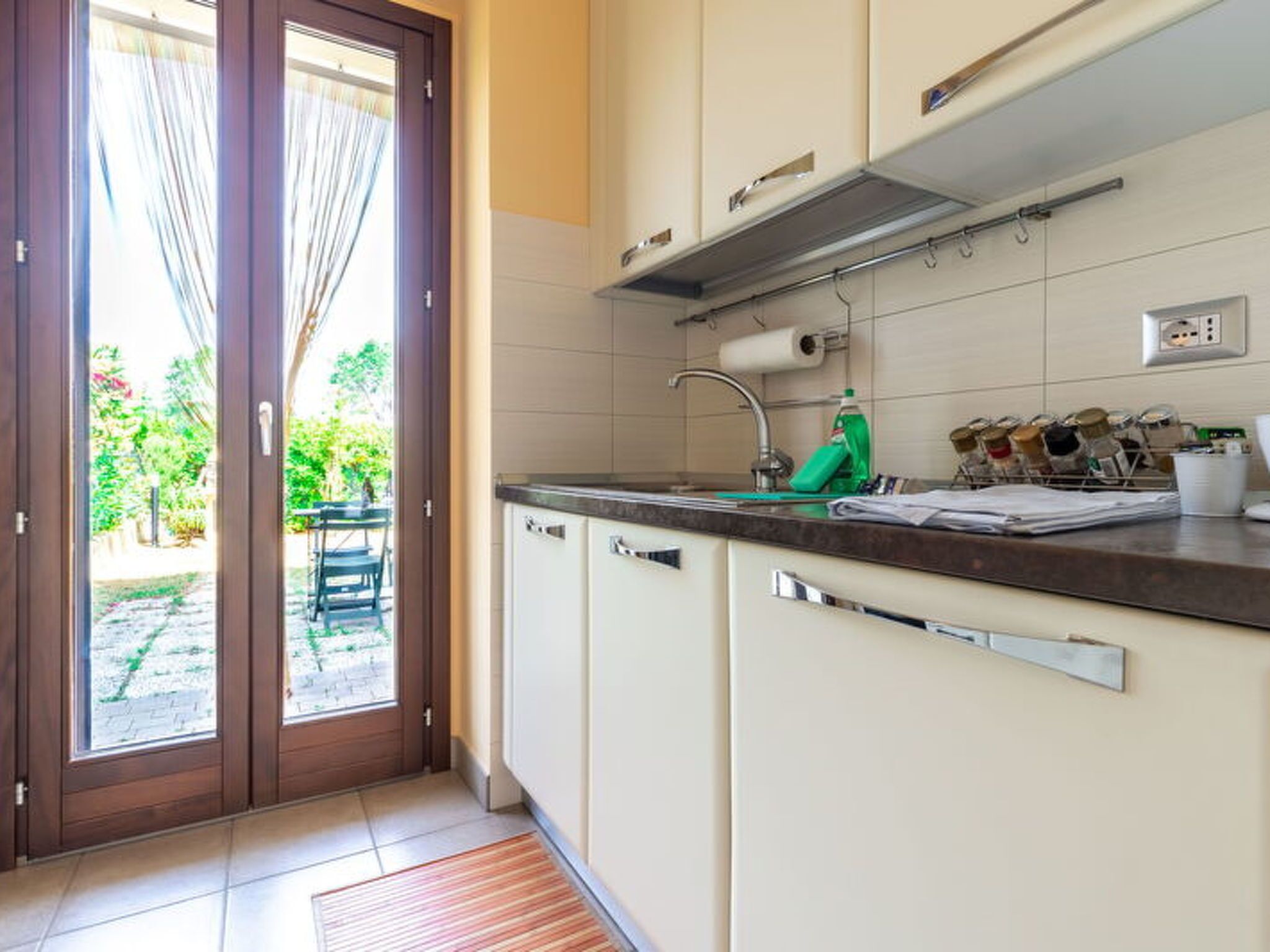 Frigorifero, forno, pentole/stoviglie/utensili