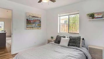 2 bedrooms, WiFi, bed sheets