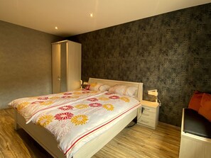 1 Schlafzimmer, Internetzugang