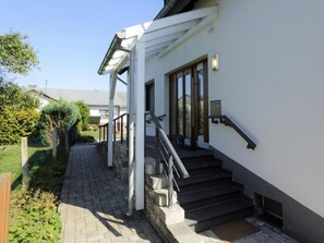 Exterior detail - Tolles Appartement in Mastershausen mit Terrasse, Grill und Garten by Interhome (Mastershausen)