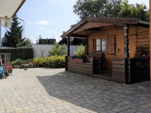 Terrace/patio - Tolles Appartement in Mastershausen mit Terrasse, Grill und Garten by Interhome (Mastershausen)