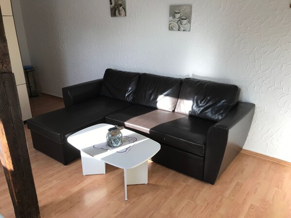 Living area - Große Wohnung in Nesse mit Terrasse und Garten by Interhome (Nessmersiel)