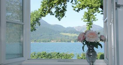 Wunderschöne Ferienwohnung Palace am See by Interhome