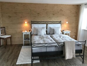 2 bedrooms, Internet