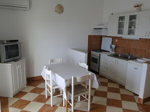 Dining - Rube 4 für 4 Personen by Interhome (Primošten)