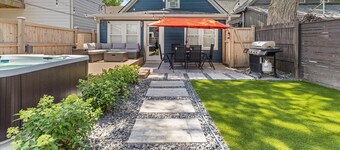 Farm House & Carriage House DT Indy with Pool Table