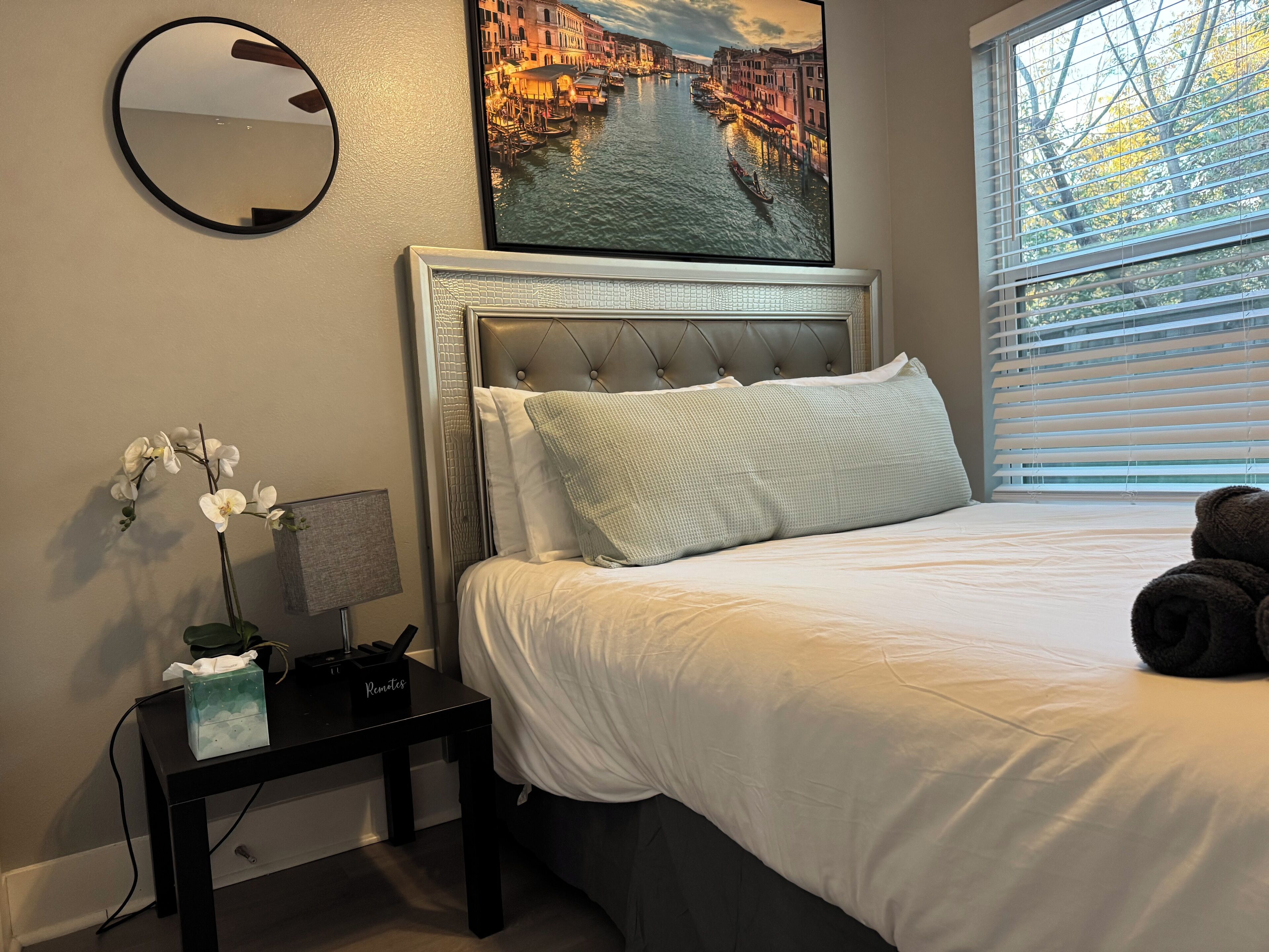 Fer et planche à repasser, Wi-Fi, draps fournis