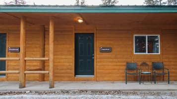 Standard Cabin, Patio, Mountain View | Exterior