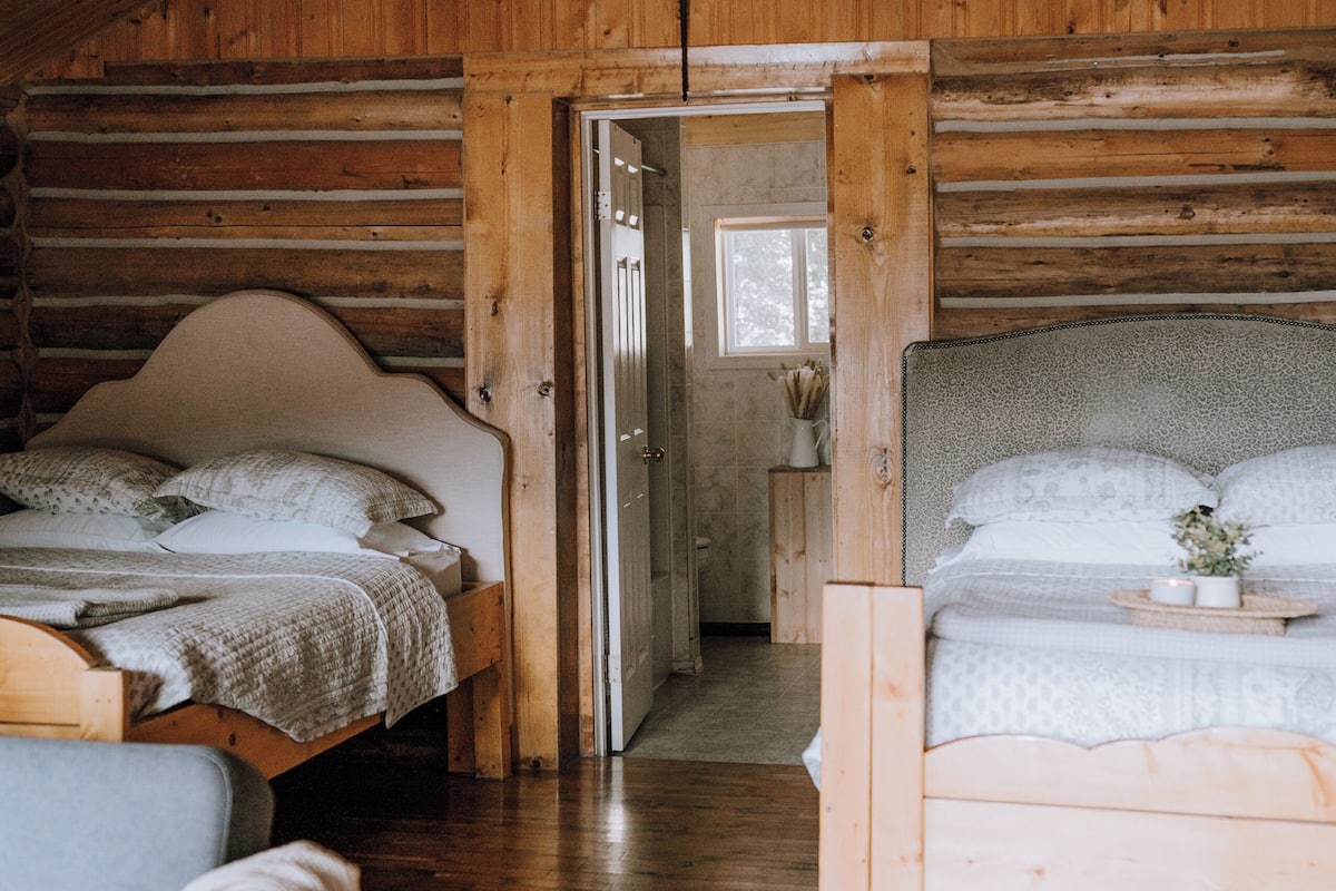 Stuga Deluxe - uteplats - utsikt mot bergen | Gratis wi-fi