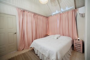 1 chambre, fer et planche à repasser, Wi-Fi gratuit, draps fournis
