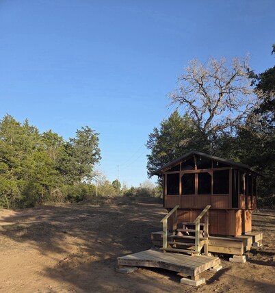 Dodo's Place on 22 acres outside of Smithville, TX