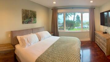 3 chambres, bureau, fer et planche Ă repasser, lit parapluie