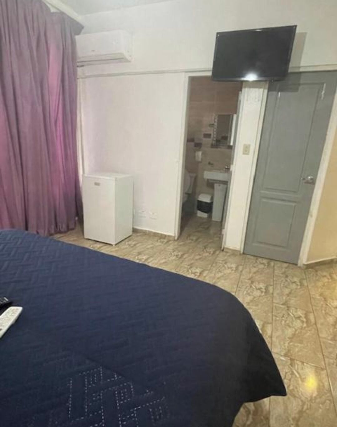 Habitación familiar con 1 cama matrimonial o 2 individuales, lanai, vista a la playa | Wifi gratis 